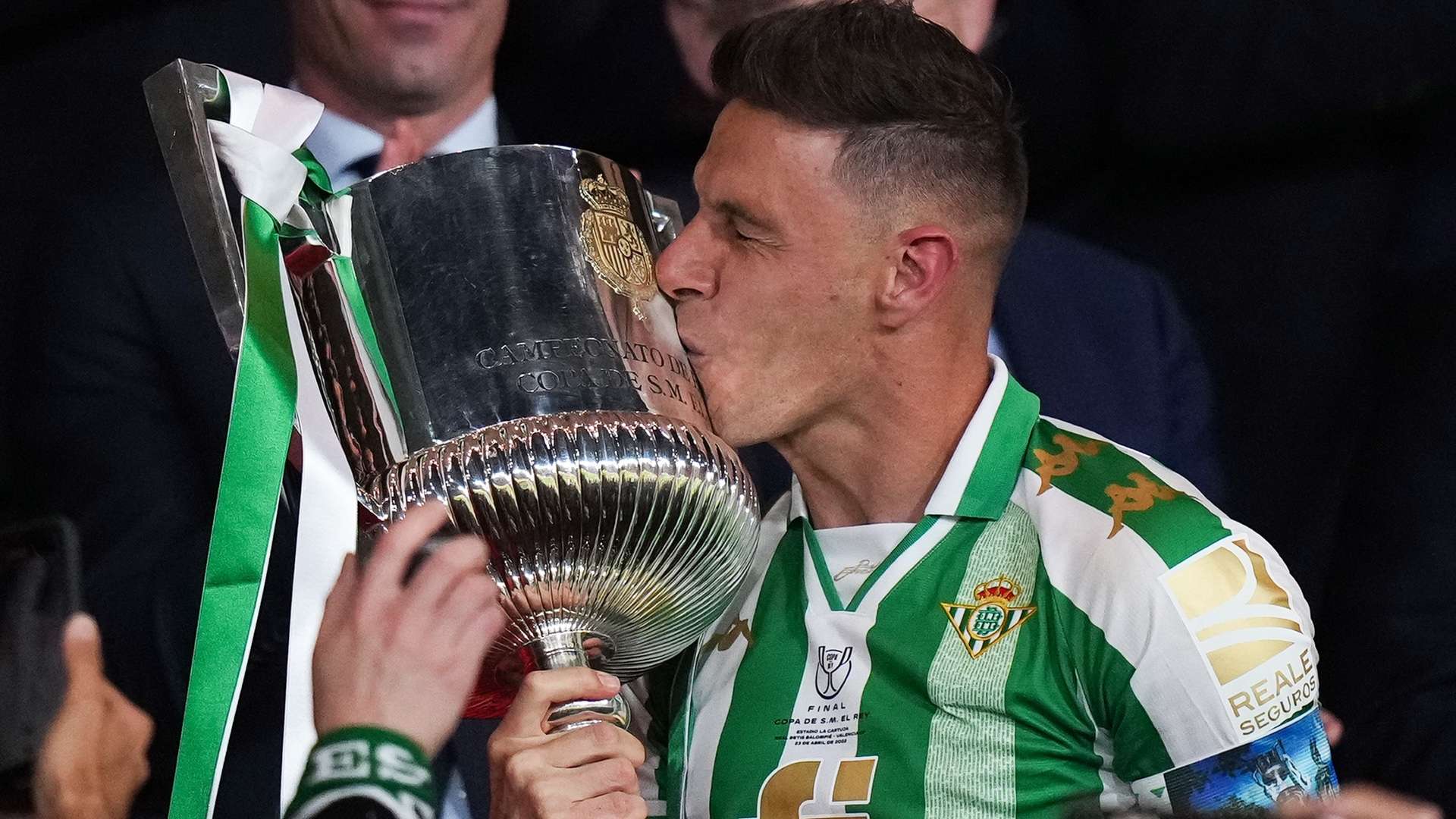 他面前最棘 他面前最棘