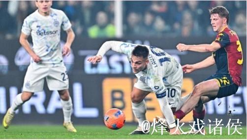 弗洛伦齐:劳塔罗总能率先预判球的位置,给对手上对抗以拿球 弗洛伦齐:劳塔罗总能率先预判球的位置,给对手上对抗以拿球