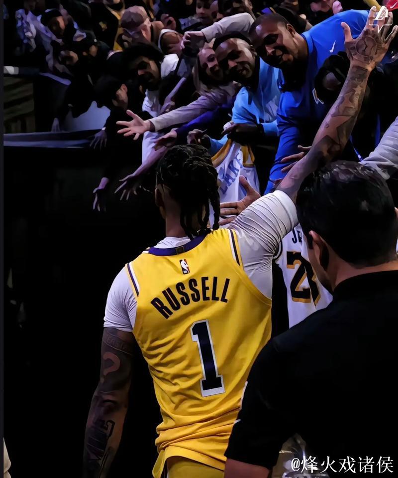 官方确认:湖人与篮网达成交易,拉塞尔交换锋线猛将 官方确认:湖人与篮网达成交易,拉塞尔交换锋线猛将