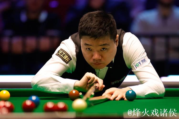 斯诺克武汉公开赛第二轮 丁俊晖惜败对手止步晋级 斯诺克武汉公开赛第二轮 丁俊晖惜败对手止步晋级